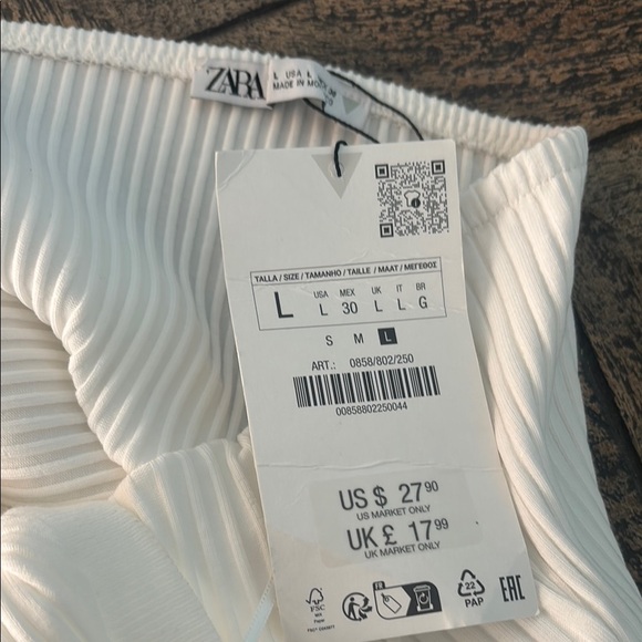 Zara White Halter Button-Front Blouse - Picture 3 of 9